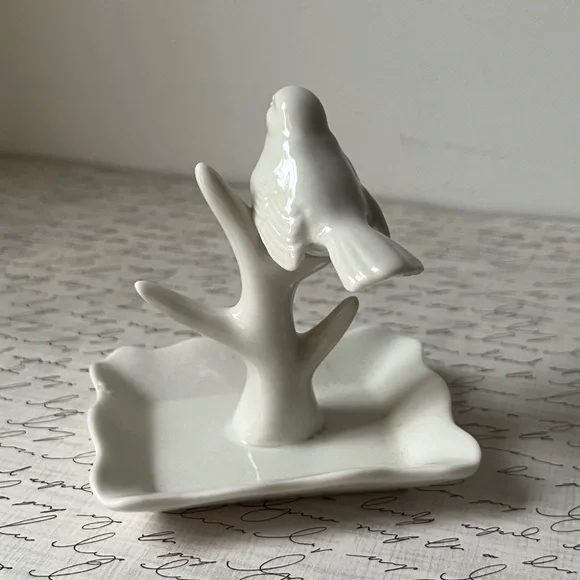 Ring Holder Ceramic, White Bird Bath Jewelry Dish Tray - Picture 5 of 6